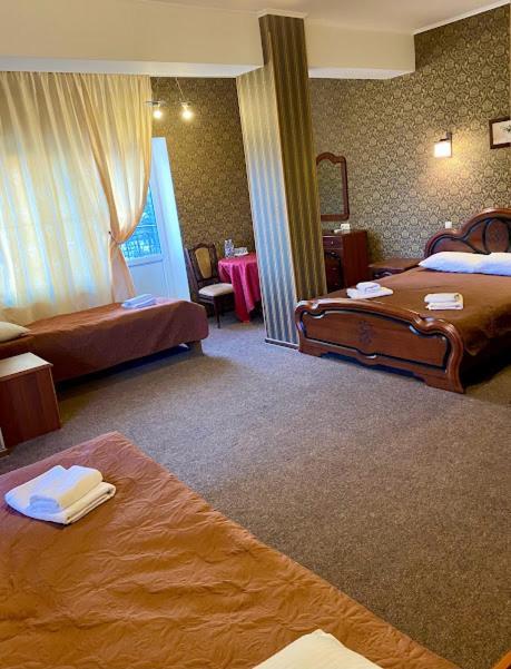 בוריספיל Golden Lion Hotel מראה חיצוני תמונה