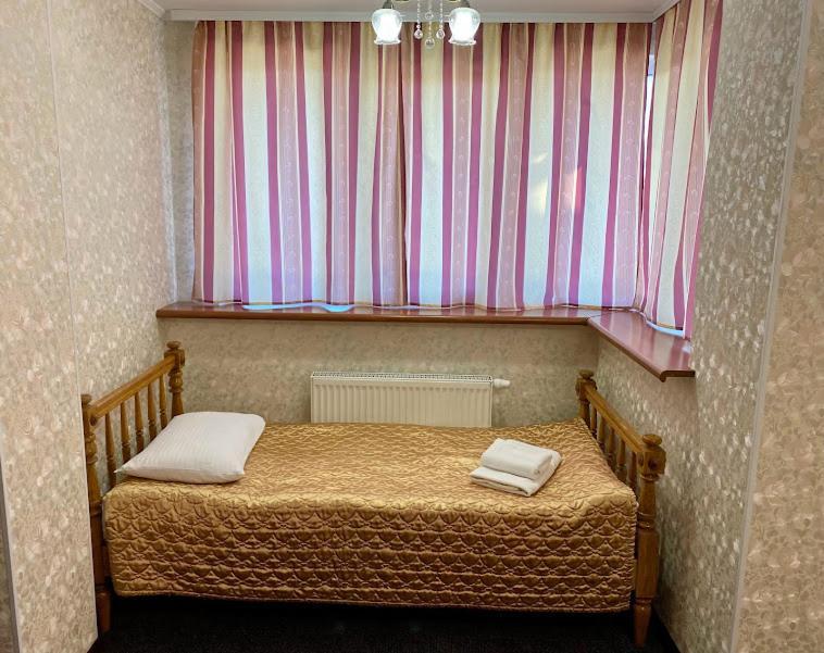 בוריספיל Golden Lion Hotel מראה חיצוני תמונה
